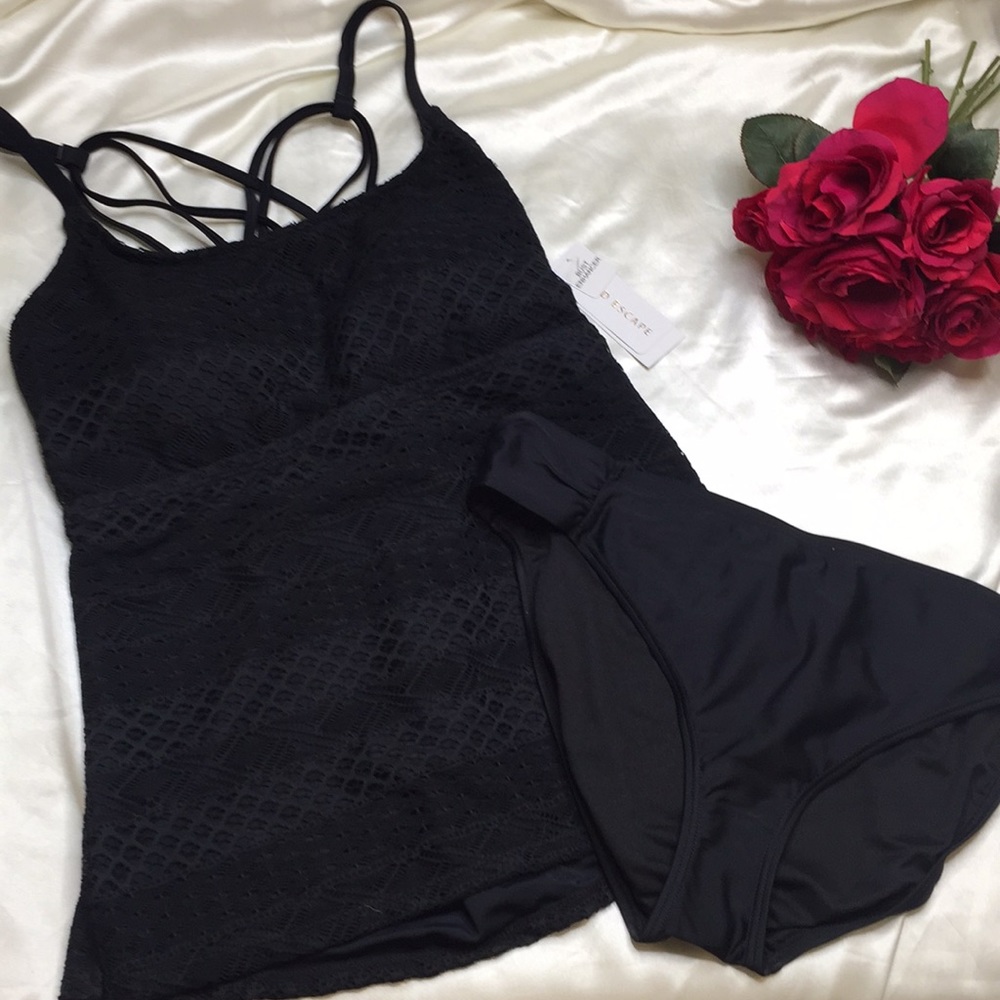 Island Escape Crochet Tankini Top & Bikini Bottoms - Picture 1 of 6